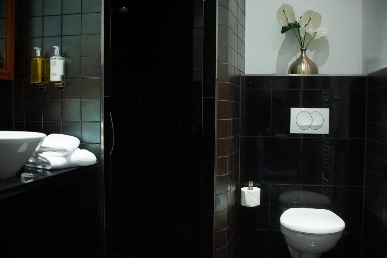 Ross Hotel Stuttgart Ngoại thất bức ảnh