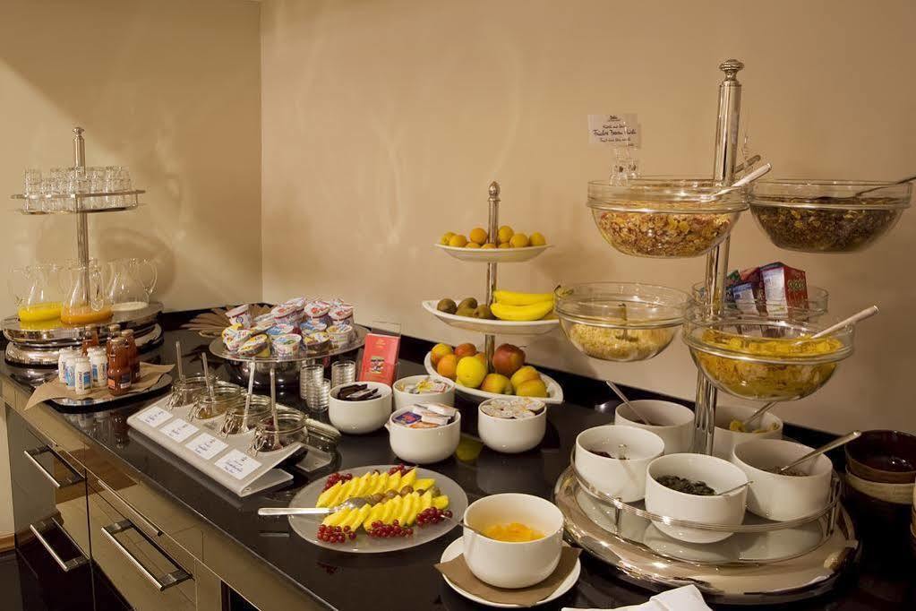 Ross Hotel Stuttgart Ngoại thất bức ảnh