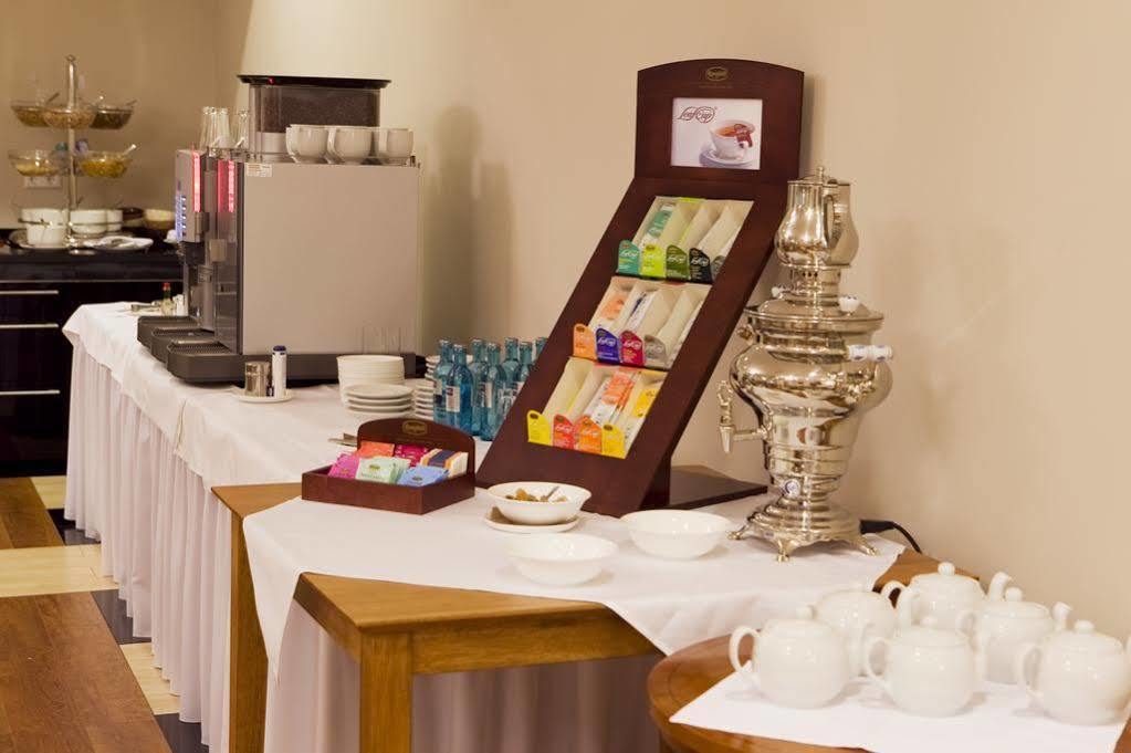 Ross Hotel Stuttgart Ngoại thất bức ảnh